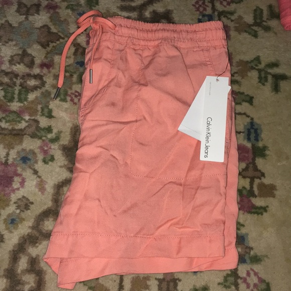 Calvin Klein coral light summer shorts - Picture 1 of 5